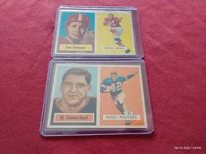 lot 255 image: (2) 1957 Topps Football Cards - Nice Shape