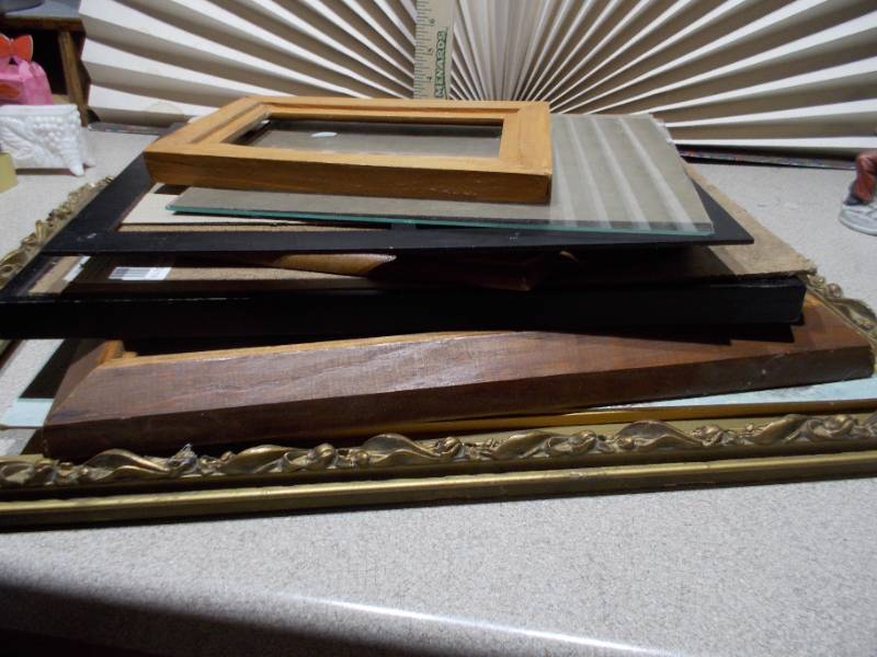 lot 132 image: Several Picture Frames