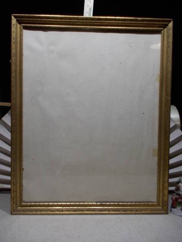 lot 133 image: 30 Inch tall picture frame.