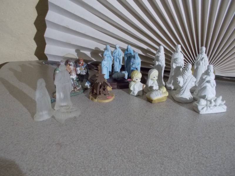 lot 204 image: Combined Assorted Unsold Lots