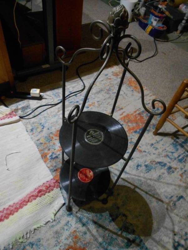 lot 185 image: This is a vintage wrought iron two-tier stand