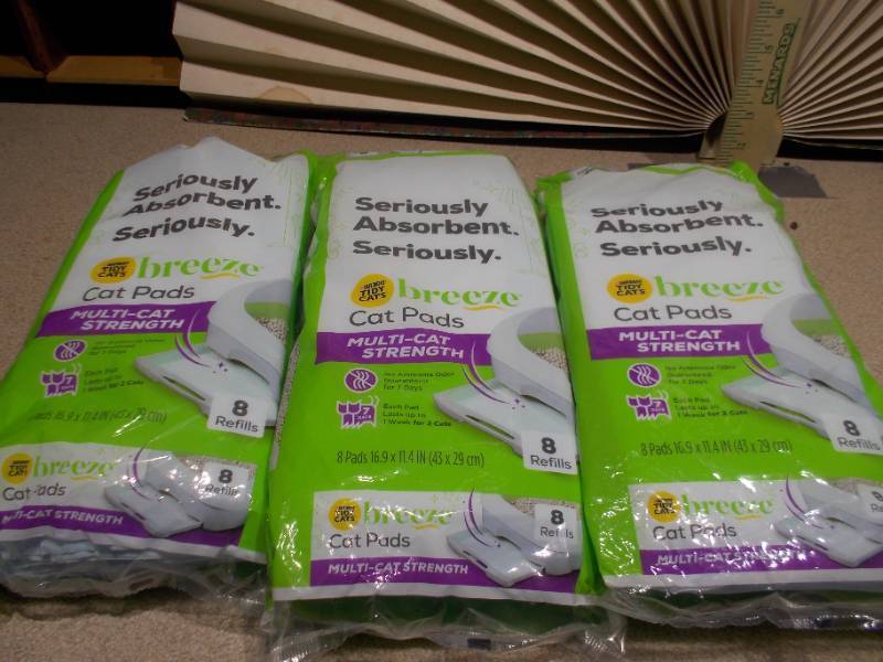 lot 254 image: Litter Box Liners for Cats litter box