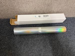 lot 60 image: 4 Rolls Of 12 X 6 Iron On Vinyl Roll