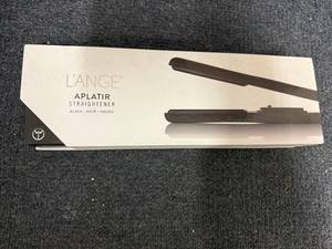 lot 69 image: LAnge Straightener - Black