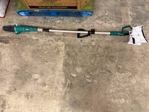 lot 71 image: 20V Cordless Pole Saw
