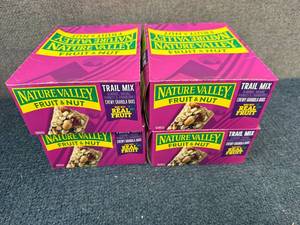 lot 207 image: 4 Boxes Of Nature Valley Fruit And Nut Bars
