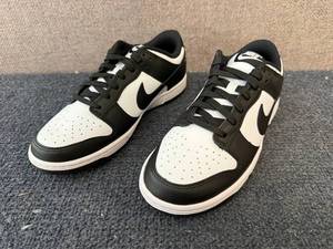 lot 45 image: Nike Dunks 9 - 7.5