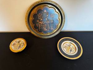 lot 25 image: Peacock Motif 3-Piece Plate Set - Made in Egypt - Round Brass Enamel Trays