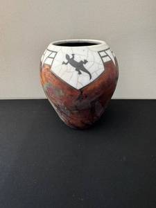 lot 35 image: Lizard Motif Vase - Hand-Thrown Ceramic, Crackle White & Red Glaze, 2002 Signed