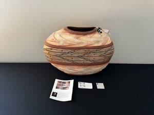 lot 37 image: Steven Kaye Ceramic Vase - Handcrafted Pink Crackle Glaze with Leaf Motif