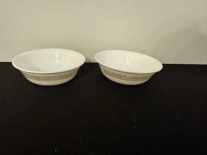 lot 62 image: Pair of White Ceramic Bowls with Brown Floral Border