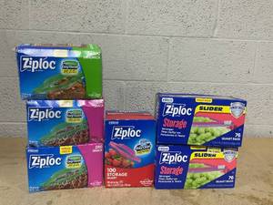 lot 105 image: LOT OF 6 Ziploc Bags