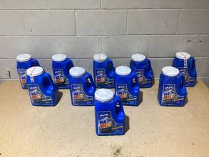 lot 47 image: LOT OF 10 Splash Ice Melt