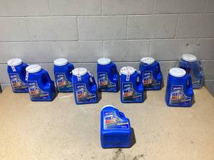 lot 49 image: LOT OF 10 Splash Ice Melt