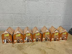 lot 235 image: LOT OF 7 Scrub Daddy Holiday 3 Pack