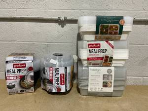 lot 324 image: LOT OF 5 Meal Prep Containers