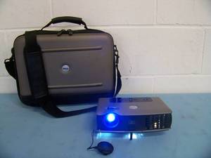 lot 94 image: Dell 3400MP Projector and Travel Bag  Case