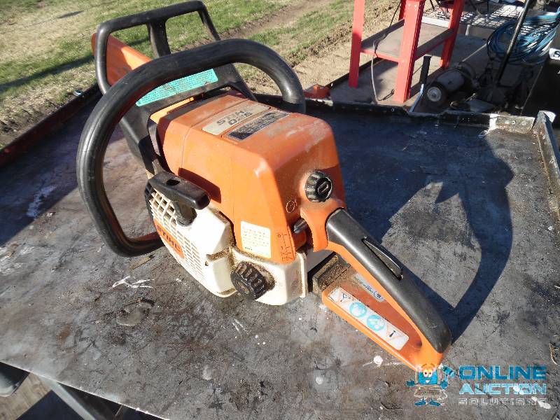 Stihl 16 Chainsaw