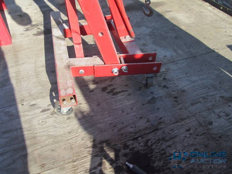 2-Ton Folding Cherry Picker