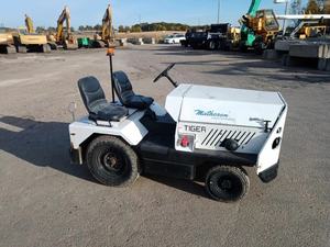 lot 6 image: Tiger Brand Airport Tow Tractor