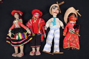 lot 75 image: Mexican Folk Art Marionette Puppets - Puerto Vallarta (Lot of 4)