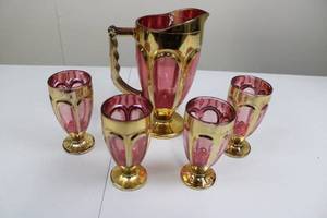 lot 89 image: Pink & Gold Carnival Glass Pitcher with 5 Goblets - 6-Piece Set
