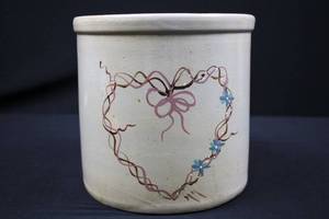 lot 100 image: White Ceramic CanisterCookie Jar with Heart Vine Motif - Crown USA Mark
