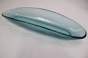 lot 132 image: Cobalt Blue Glass Oval Serving Tray - 9in Long, Dark Rim, Decorative Dish