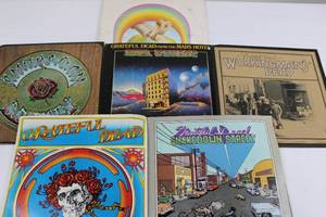 lot 157 image: Grateful Dead Vinyl LP Set (6 LPs) - Mars Hotel, Workingmans Dead, Shakedown Street
