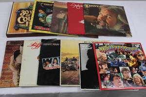 lot 162 image: Molly Hatchet Vinyl LPs with Charlie Daniels Band, Willie Nelson & Family