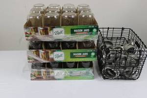 lot 172 image: Ball Mason Jars 12-Pint Jars - 36 Jars in 3 Boxes with Lids