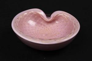 lot 181 image: Mid Century Modern Barbini Murano Italy Art Glass Pink Gold Leaf Bullicante Bowl