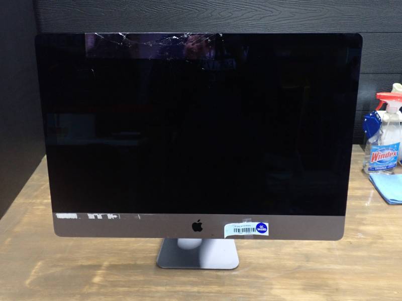 Apple iMacPro1,1 A1862 // INTEL XEON W-2140B 3.2 Ghz