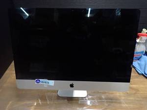 Apple&nbsp;iMac14,2 A1419 ME088LL/A //&nbsp;INTEL CORE I5-4570 3.2 Ghz // 16GB DDR3 SDRAM // 1TB SSD // Includes IOS and CAB-AC power cable // Chip in the edge of the screen&nbsp;