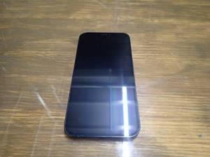 lot 42 image: Apple&nbspIphone 12 A2172  64GB of storage  Cellular Carrier Unlocked  No cables&nbsp