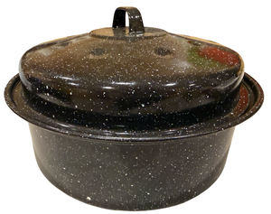 lot 28 image: Small Black Speckled Enamelware Roasting Pan