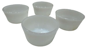 lot 31 image: Set of 4 Glasbake White Milk Glass Ramekins