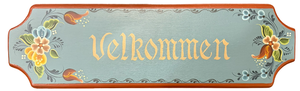 lot 63 image: Hand Painted Velkommen Decorative Sign