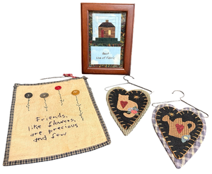 lot 41 image: Unique Quilting Decorative Items