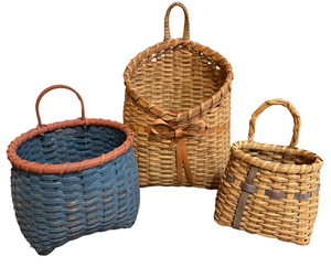 lot 39 image: Collection of Three Small Decorative Baskets