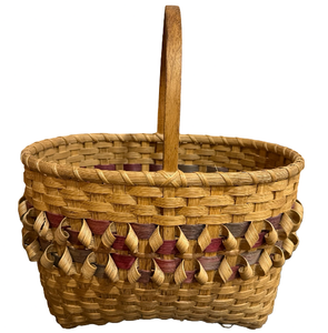 lot 40 image: Splint Decorative Basket with Dyed Curl Design