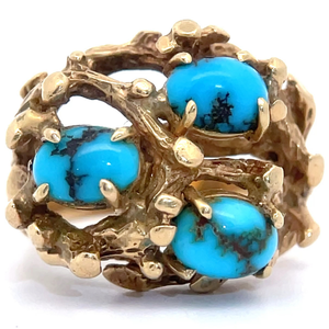 lot 32 image: Turquoise Egg Textured Nest Estate Ring in 14k Yellow Gold VIDEO
