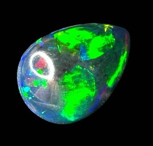 lot 12B image: 15.33 Carat Natural Welo Opal (Smoke Treated) Retail $2,300