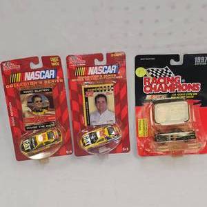 lot 87 image: Nascar 164th Die Cast (3)