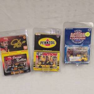 lot 90 image: Nascar 164th Die Cast (3)