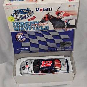 lot 53 image: 132nd Scale Action Stock Car Nascar Die Cast