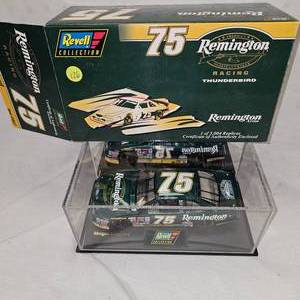 lot 126 image: Revell 124 Scale Nascar