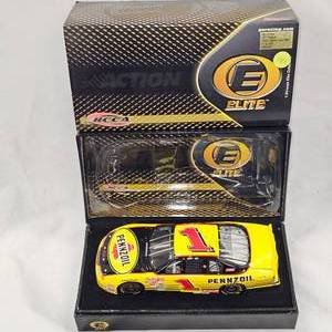 lot 145 image: RCCA Elite 124th Scale Nascar Stock Car