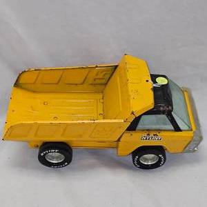 lot 171 image: Nylint 1970s Dump Truck