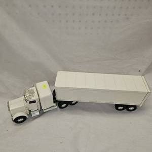 lot 174 image: Semi Truck and Trailer